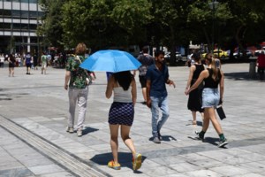 Ευρεία σύσκεψη στην Πολιτική Προστασία για τον καύσωνα: Σε επιφυλακή ΕΛΑΣ, Πυροσβεστική, Στρατός - Οι οδηγίες στους πολίτες