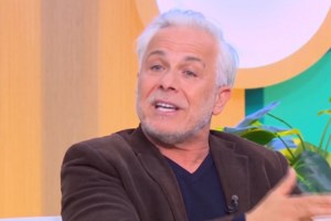 Χάρης Χριστόπουλος: Ξέσπασε σε κλάματα στον "αέρα" - "Δεν είναι ζωή αυτή... καλύτερα να μην υπάρχουν"