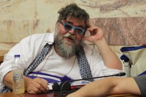 Νέα προκλητική ανάρτηση από τον Κραουνάκη για την συναυλία Πρωτοψάλτη- "Σιχαίνομαι εξαπανέκαθεν το Μητσοτακέικο" - εικόνα 2