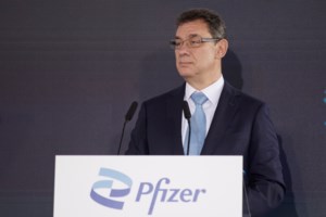 Ερχεται το πρώτο εμβόλιο κατά του κορονοϊού από φύλλα καπνού; Η ιαπωνική εταιρεία που θα ζητήσει έγκριση - εικόνα 2