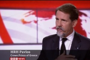 Γκάφα Οικονόμου για τον Παύλο Γλύξμπουργκ: Υπό κανονικές συνθήκες διάδοχος θα ήταν... [βίντεο]