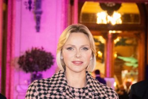 Πριγκίπισσα Σαρλίν: Η νέα εμφάνισή της που έσπασε κάθε κανόνα - Μακριά από γόβες και κομψά φορέματα - εικόνα 8