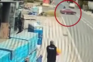 Αρτέμιδα: Άγνωστοι "ξήλωσαν" ΑΤΜ έξω από σούπερ μάρκετν - Το φόρτωσαν σε αγροτικό και έγιναν ''καπνός''