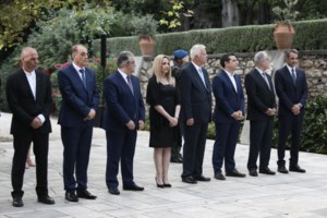 Η μεγάλη μάχη της Φώφης: Η νέα περιπέτεια της υγείας της και το βαρύ οικογενειακό ιστορικό - εικόνα 2