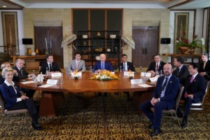 Πόλεμος στην Ουκρανία: Ρωσικές επιθέσεις σε εγκαταστάσεις αερίου - Επιμένει ο Κουλέμπα για τον πύραυλο στην Πολωνία