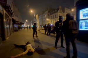 Στο Παρίσι ο Κουτσούμπας - Θα συμμετέχει στις διαδηλώσεις κατά του ασφαλιστικού Μακρόν - εικόνα 2