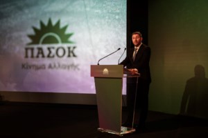 Έφυγε από τη ζωή ο πρώην υπουργός του ΠΑΣΟΚ, Γιώργος Δασκαλάκης - Στενός συνεργάτης του Ανδρέα Παπανδρέου