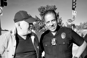 Άσχημα νέα για τον Μπρους Γουίλις: "Δεν μπορεί να μιλήσει, να διαβάσει ή να περπατήσει" - Οι αναρτήσεις της οικογένειάς του