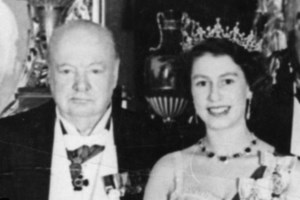 Πότε ξεκίνησε η επιδείνωση της υγείας της Βασίλισσας Ελισάβετ: Η νοσηλεία, ο κορονοϊός και οι απουσίες