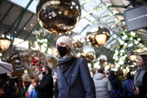 Βρετανική μελέτη: Οι δύο δόσεις εμβολίου δεν παράγουν αρκετά αντισώματα κατά της μετάλλαξης Ομικρον