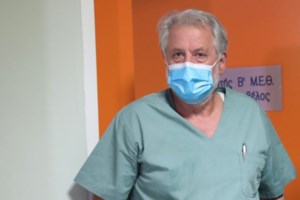 Παραθυράκι Πλεύρη για νέα μέτρα σε χώρους που συνυπάρχουν εμβολιασμένοι και ανεμβολίαστοι