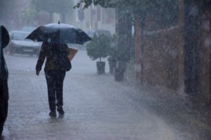 Καιρός: Ισχυρά φαινόμενα τις επόμενες ώρες - Βροχές και καταιγίδες από το απόγευμα - εικόνα 2