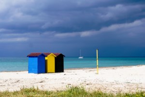 Εξοδος Πρωτομαγιάς: Δραπετεύουν για το τριήμερο οι Αθηναίοι - Πάνω από 43.000 ΙΧ έφυγαν από την πρωτεύουσα [Βίντεο]