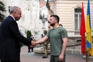 Ερντογάν στην τριμερή με Γκουτέρες και Ζελένσκι: "Δεν θέλουμε να ζήσουμε ένα νέο Τσερνόμπιλ" - Τι θα μεταφέρει στον Πούτιν - εικόνα 2