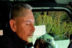 Πάνος Καμμένος: Αγνώριστος σε νέα φωτογραφία - Με κόκκινα χείλη και... υπέρλαμπρα δόντια [εικόνες] - εικόνα 2