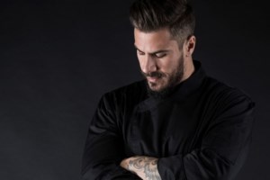 Αθηνά Οικονομάκου: Πιο ξανθιά από ποτέ - Το νέο της look που εντυπωσιάζει