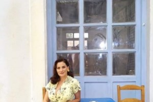 Αγριες Μέλισσες: Καθηλώνουν οι εξελίξεις στο αποψινό επεισόδιο - Το τηλεφώνημα που φέρνει νέες ανατροπές