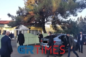 Σαφές μήνυμα Μητσοτάκη σε γιατρούς και νοσηλευτές: Πρέπει να εμβολιαστείτε όλοι και πρώτοι για να δώσετε το παράδειγμα - εικόνα 11