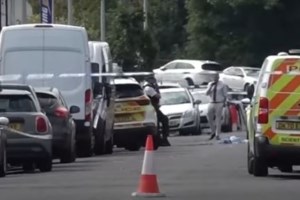 Μακελειό στο Σάουθπορτ: Πώς ένα παιδικό εργαστήρι με τραγούδια της Τέιλορ Σουίφτ μετατράπηκε σε λουτρό αίματος - Η ηρωική δασκάλα - εικόνα 10