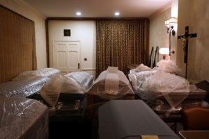 ΗΠΑ: Άλλοι 1.255 θάνατοι από κορονοϊό σε 24 ώρες