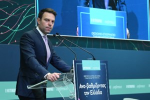 Κασσελάκης για προϋπολογισμό: Μόνο οι αριθμοί μπορούν να δείξουν το μέγεθος της κοινωνικής παρακμής