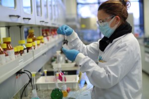 Καμπανάκι Παγώνη: Τον τελευταίο μήνα διασωληνώνονται μωρά - Νοσούν πολλοί νέοι άνθρωποι