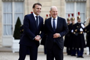 Γερμανία: Μετανάστευση, οικονομία και... κωπηλασία στην τελευταία τηλεμαχία μεταξύ Σολτς και Μερτς - Λέξη για Ουκρανία - εικόνα 2