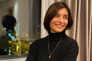 Η Αντιγόνη Κουλουκάκου φωτογραφίζει τον γιο της με το... "αδερφάκι" του, τον Μόμπι