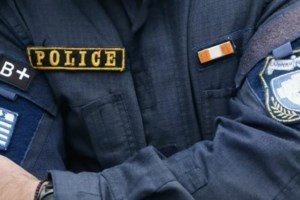 Βοιωτία: ΕΔΕ για τον 54χρονο αστυνομικό που μαχαίρωσε την πρώην σύντροφό του - Συνελήφθη από συναδέλφους του  [βίντεο]