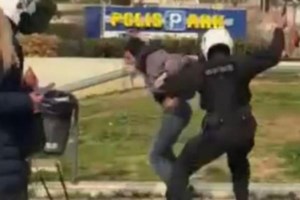 Λάρισα: Εκπαιδευτικοί καταγγέλλουν ότι αστυνομικοί της Ασφάλειας έσπασαν το χέρι 13χρονου μαθητή