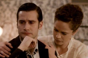 Άγριες Μέλισσες: Το μεγάλο μυστικό που είναι "θαμμένο" στο 1920 και τα τινάζει όλα στον αέρα - εικόνα 2