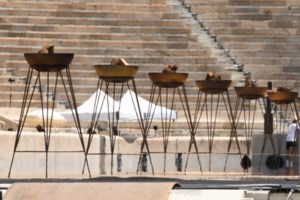 Οίκος Dior: Ύμνος στην Ελλάδα η διαφημιστική καμπάνια - Στο Καλλιμάρμαρο η φαντασμαγορική επίδειξη μόδας [βίντεο-εικόνες] - εικόνα 10