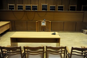 Άλιμος: Αγοράκι τριών ετών τριγυρνούσε μόνο του, ξυπόλυτο και χωρίς μπουφάν - Έτρεμε από το κρύο, σταμάτησε περαστικός