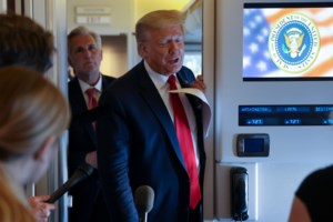 Τζορτζ Φλόιντ: "Καίει" τον αστυνομικό Ντέρεκ Τσόβιν η ιατροδικαστική έκθεση- Ηταν ανθρωποκτονία...