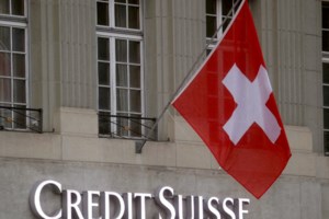 Credit Suisse: Τη λύση της κρατικοποίησης εξετάζει η Ελβετία - Στενεύουν τα χρονικά περιθώρια