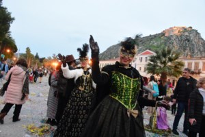 Πώς και πόσο θα αυξηθούν τα ασφάλιστρα υγείας φέτος