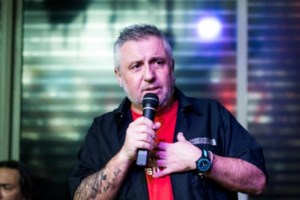 Αποκαλύψεις Λύτρα: Τηλεοπτικός δημοσιογράφος που εμφανίζεται σε πάνελ κατηγορείται για revenge porn