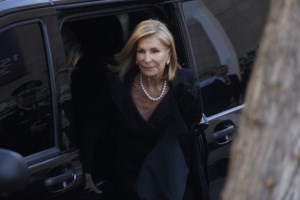 Παύλος Γλύξμπουργκ - Μαρί Σαντάλ: Ψάχνουν σπίτι στα βόρεια προάστια - Ποια περιοχή προτιμούν