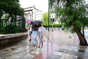 Πλημμύρισε η Λέσβος: Διακοπές ρεύματος, βούλιαξαν βάρκες - Προβλήματα στον Μανταμάδο [εικόνες] - εικόνα 4