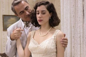 Άγριες Μέλισσες: Νεκρός από πυροβολισμό ο Μελέτης, ενώ η Πηνελόπη είναι έγκυος στο παιδί του