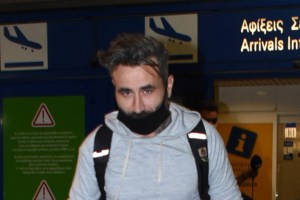 Χάρης Βαρθακούρης: Η αποκάλυψη για θαυμάστριά του - "Άρχισε να γδύνεται πριν καν μου μιλήσει" [βίντεο]