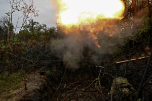 Πόλεμος στην Ουκρανία: Η Ρωσία σφυροκοπά την Αβντιίβκα - "Κρατάμε τις θέσεις μας" λέει ο Ζελένσκι