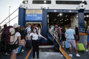 Εισιτήρια πλοίων: Σήμερα οι προτάσεις των ακτοπλόων για τις τιμές – Αναμένονται εκπτώσεις 20%