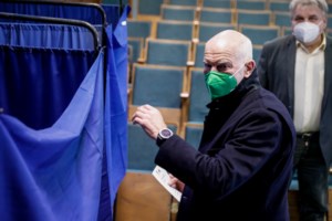 Εκλογές ΚΙΝΑΛ: Τα γυρνάει τώρα ο Γιώργος Παπανδρέου - "Ουδείς μίλησε για νοθεία..."