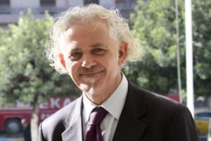 Τάσος Κουράκης: Έγινε η πολιτική κηδεία - Παρών ο Αλέξης Τσίπρας με κόκκινο τριαντάφυλλο [εικόνες] - εικόνα 10