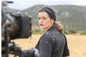 Γιούλικα Σκαφιδά: Η μεγαλύτερη τρέλα ότι έγινα ηθοποιός - Δεν ήμουν ποτέ στο επίκεντρο - εικόνα 2