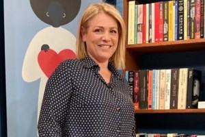 Μ. Τουμασάτου για τα "πρέπει" και "τι θα πει ο κόσμος": "Όταν εγώ πονάω πού είναι η κοινωνία; Σπίτι της και κάνει κριτική" - εικόνα 2