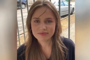 "Είμαστε εδώ για σένα": Εκκληση από το "Χαμόγελο του Παιδιού" στη Λόρα - Την είδαν στην Πλατεία Βικτωρίας