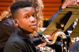 Σοκ στις ΗΠΑ: 20χρονη έπεσε νεκρή από τα πυρά άνδρα που την πυροβόλησε επειδή μπήκε κατά λάθος στο πάρκινγκ του - εικόνα 5