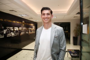 Ελβετία - Ελλάδα 2-1: Έλαμψε ο νέος παίκτης της ΑΕΚ, Στίβεν Τσούμπερ, στη νίκη επί της Εθνικής [Βίντεο]